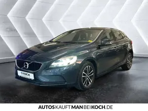 Volvo V40 T2 Momentum Autom BLIS LED NAVI PANO SHZ PDC Bild 3