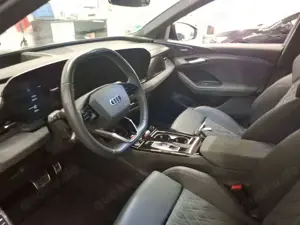 Audi Q6 SUV e-tron 55 qu. Luft PANO Matrix HUD 360 20 Bild 4