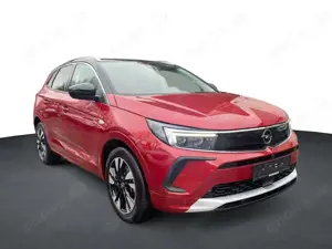 Opel Grandland 1.6 Turbo Ultimate ACC+LED+Navi+SHZ+LM Bild 2