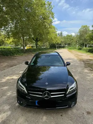 Mercedes-Benz C 220 d T 9G-TRONIC
