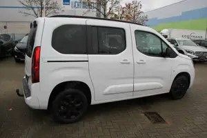 Opel Combo Life E Ultimate Aut. Klima/Kamera/CarPlay Bild 3