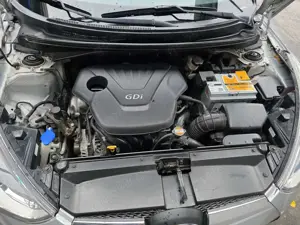 Hyundai VELOSTER Bild 2