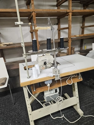 Singer Industrie Nähmaschine Typ 2431