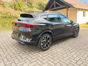 CUPRA Formentor VZ DSG 4Drive - Matrix LED, Navi, Pano Bild 2