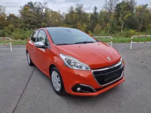 Peugeot 208 Style Bild 1