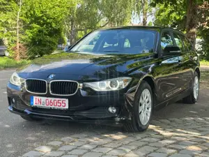 BMW 318 d Navi Multifunktion Xenon LED Tempomat Bild 1