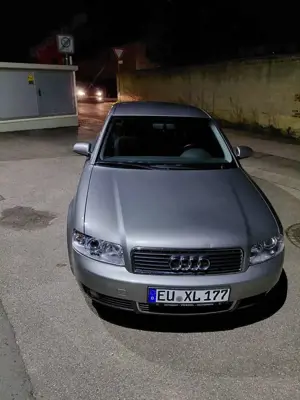 Audi A4 1.6