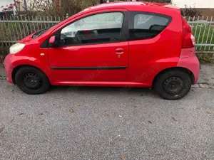 Peugeot 107 107  3-Türer 70 Petit Filou Bild 5