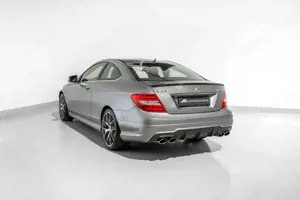 Mercedes-Benz C 63 AMG Coupe Edition 507 DRIVERS DESIGN PLATIN Bild 4