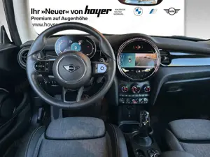MINI Cooper S Hatch DAB LED RFK Navi Komfortzg. ACC Bild 5