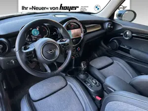 MINI Cooper S Hatch DAB LED RFK Navi Komfortzg. ACC Bild 4