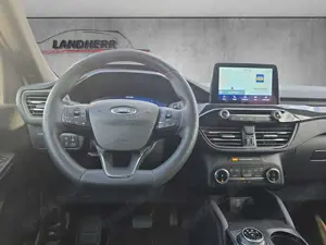 Ford Kuga 2.0 ST Line // Rückfahrkamera/Navi Bild 4