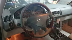 Mercedes-Benz SL 280 SL-Klasse