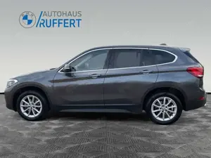 BMW X1 sDrive18i Advantage DAB LED Navi Tempomat Bild 2