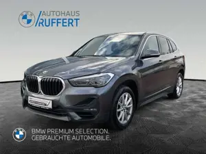 BMW X1 sDrive18i Advantage DAB LED Navi Tempomat Bild 1