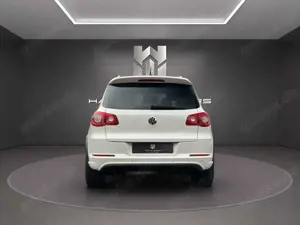 Volkswagen Tiguan 2.0 TSI | 4Motion | R-Line | Pano | AHK Bild 4