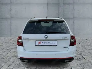 Skoda Octavia 2.0 TSI RS LED+2xPDC+GRA+DAB+BT+KEYLESS Bild 5