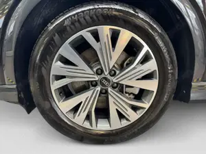 Audi Q4 e-tron 40 Virtual HUD Matrix Carplay Pano CAM Bild 5