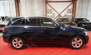 Mercedes-Benz GLC 300 EQ 4Matic Exlusive LED*Standheiz* Bild 5