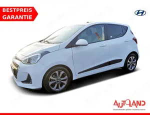 Hyundai i10 1.2 YES! Navi Sitzheizung Schiebedach PDC Bild 1