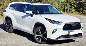 Toyota Highlander Highlander 2.5 Hybrid Luxury *7-Si*Leder*360° Bild 2