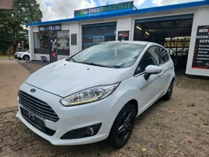 Ford Fiesta Titanium/ / Anhängerkupplung abnehmbar