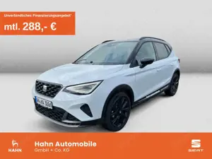 SEAT Arona FR Black Edition 115PS DSG AHK,NAV,Sitzh