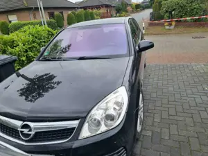 Opel Signum 1.9 CDTI Edition