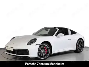Porsche 992 911 Targa 4S Lift Chrono InnoDrive HA-Lenkung
