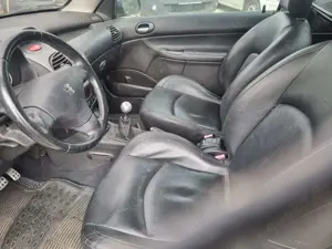 Peugeot 206 CC Platinum Bild 5