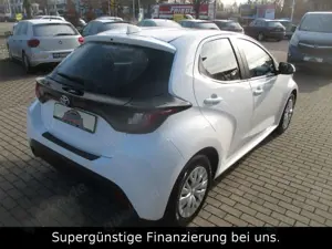 Toyota Yaris Comfort. 1,0 KLIMA,GARANTIE,5-TÜRIG Bild 3