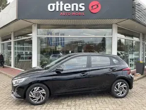 Hyundai i20 1.0 TREND; Lichtpaket; Bose