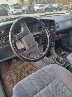 Volkswagen Passat Variant 1.8 GL Bild 3