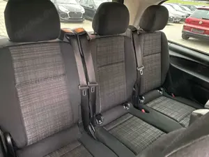 Mercedes-Benz Vito Tourer 116 CDI Edition lang|NAVI/R_KAM|8SIT Bild 4
