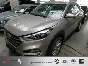 Hyundai TUCSON 1.6 Turbo 2WD Intro Edition NAVI*Kamera*DAB+