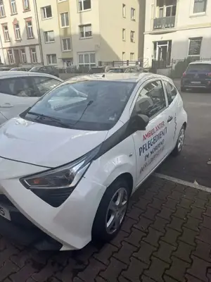 Toyota Aygo x Bild 2