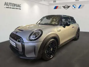 MINI Cooper SE Sportsitze*Dach und Spiegel in schwarz