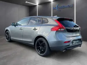 Volvo V40 Momentum Navi Park Distance Control Bild 5