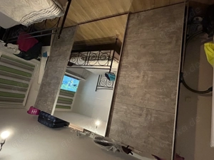Großer Kleiderschrank 