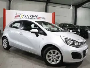 Kia Rio 1.4 EDITION 7 / NAVI+KAMERA, TEMPOMAT, PDC Bild 3