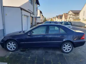 Mercedes-Benz C 240 C 240 (203.061) Bild 5