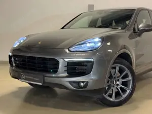 Porsche Cayenne Bild 2
