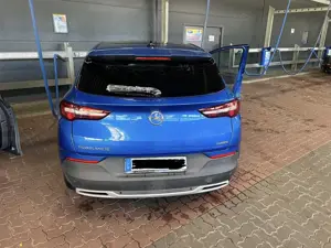 Opel Grandland X 1.2 Start/Stop Business Edition Bild 3