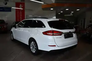 Ford Mondeo Bild 4