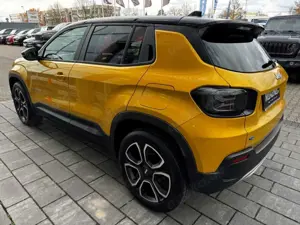 Jeep Avenger Summit LED El. Heckklappe Apple CarPlay Android Au Bild 5