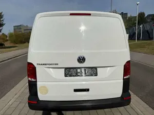Volkswagen T6 Transporter T6.1 Transporter Kasten FWD + Navi + Klima + 1. Bild 5