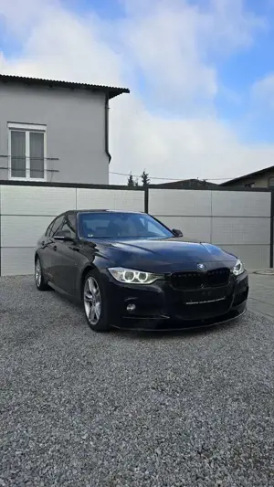 BMW 325 M Paket HUD Alcantara Schiebedach