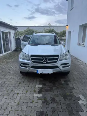 Mercedes-Benz GL 450 4Matic mit LPG- Gasanlage