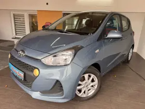 Hyundai i10 1.Hand Klima 65TKM Sitzheizung 8xReife Lenkradheiz