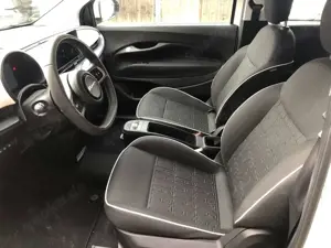 Fiat 500e Klimaautomatik, Carplay Bild 5